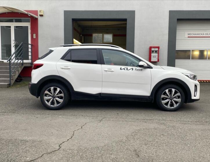 KIA Stonic 6