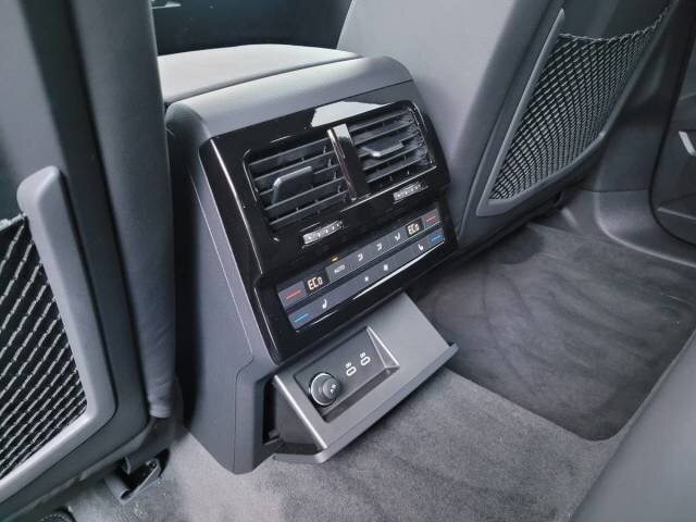 Volkswagen Touareg SUV 3,0 l 210 kw