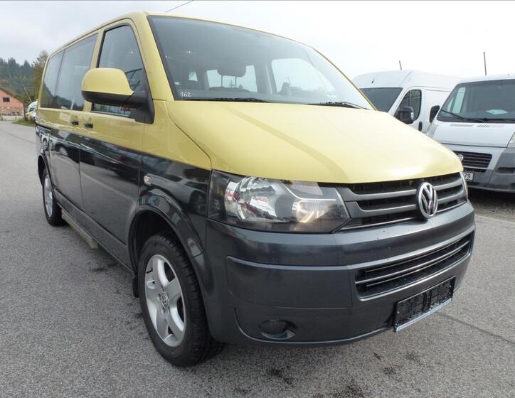 Volkswagen Caravelle 5