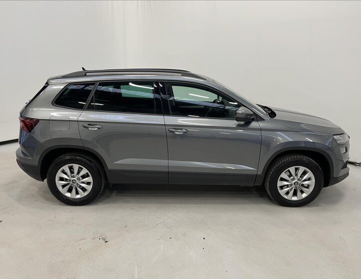 Škoda Karoq SUV 1,5 l 110 kw
