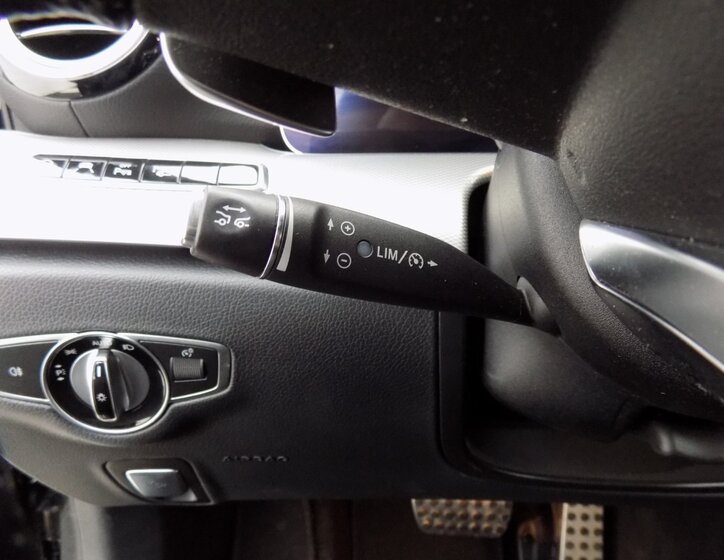 Mercedes-Benz Třídy E Sedan 3,0 l 190 kw