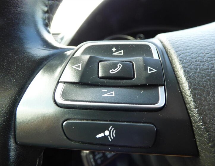 Volkswagen Passat Kombi 2,0 l 130 kw