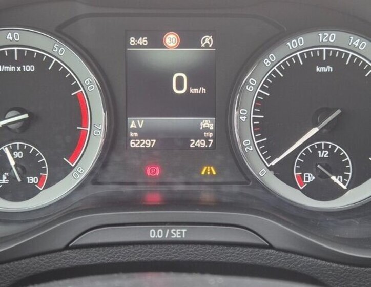 Škoda Karoq SUV 0,0 110 kw