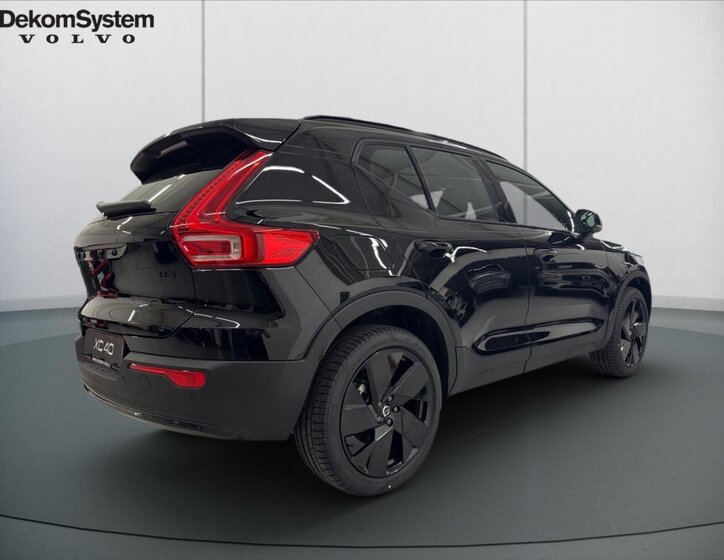 Volvo XC40 SUV 2,0 l 120 kw