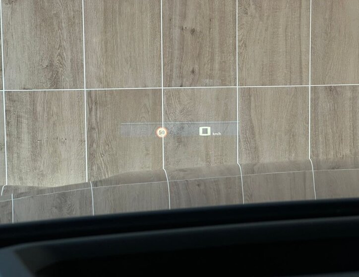 BMW XM SUV / Terénní 4,4 l 480 kw