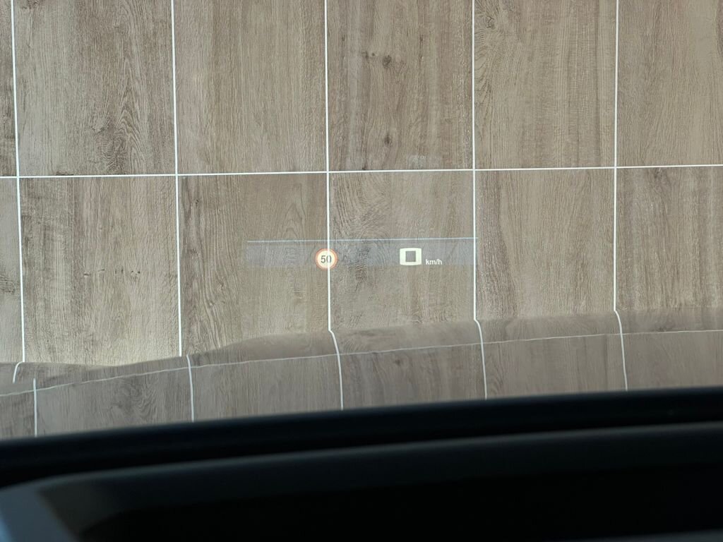 BMW XM SUV / Terénní 4,4 l 480 kw