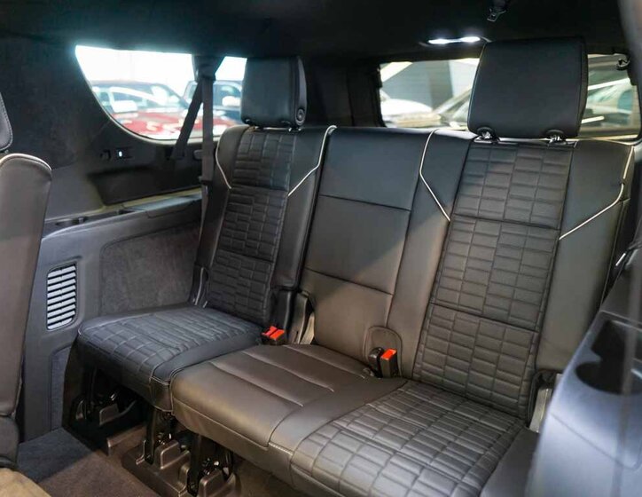 Cadillac Escalade 38