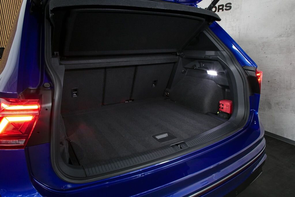 Volkswagen Tiguan SUV 2,0 l 235 kw