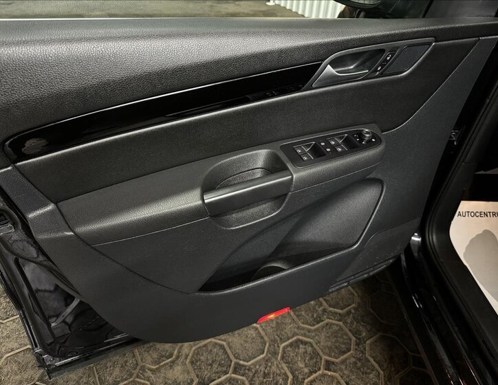 Volkswagen Sharan MPV 2,0 l 110 kw