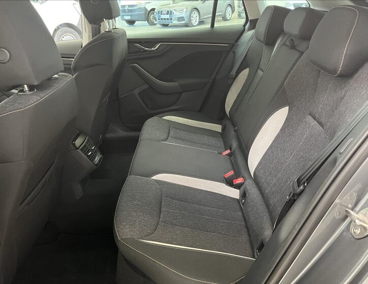 Škoda Scala Hatchback 999,0 85 kw