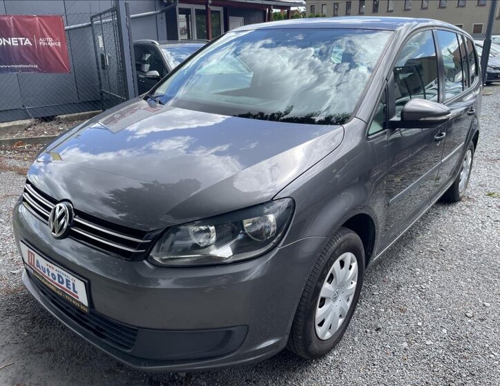 Volkswagen Touran MPV 1,6 l 66 kw