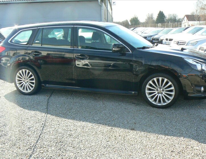 Subaru Legacy Kombi 2,0 l 110 kw