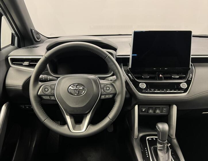 Toyota Corolla Cross 5