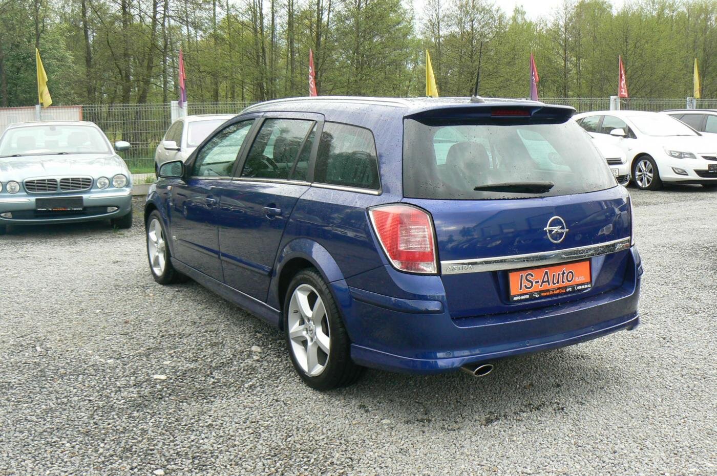 Opel Astra Kombi 2,0 l 147 kw