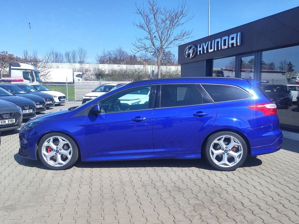 Ford Focus Kombi 2,0 l 218 kw
