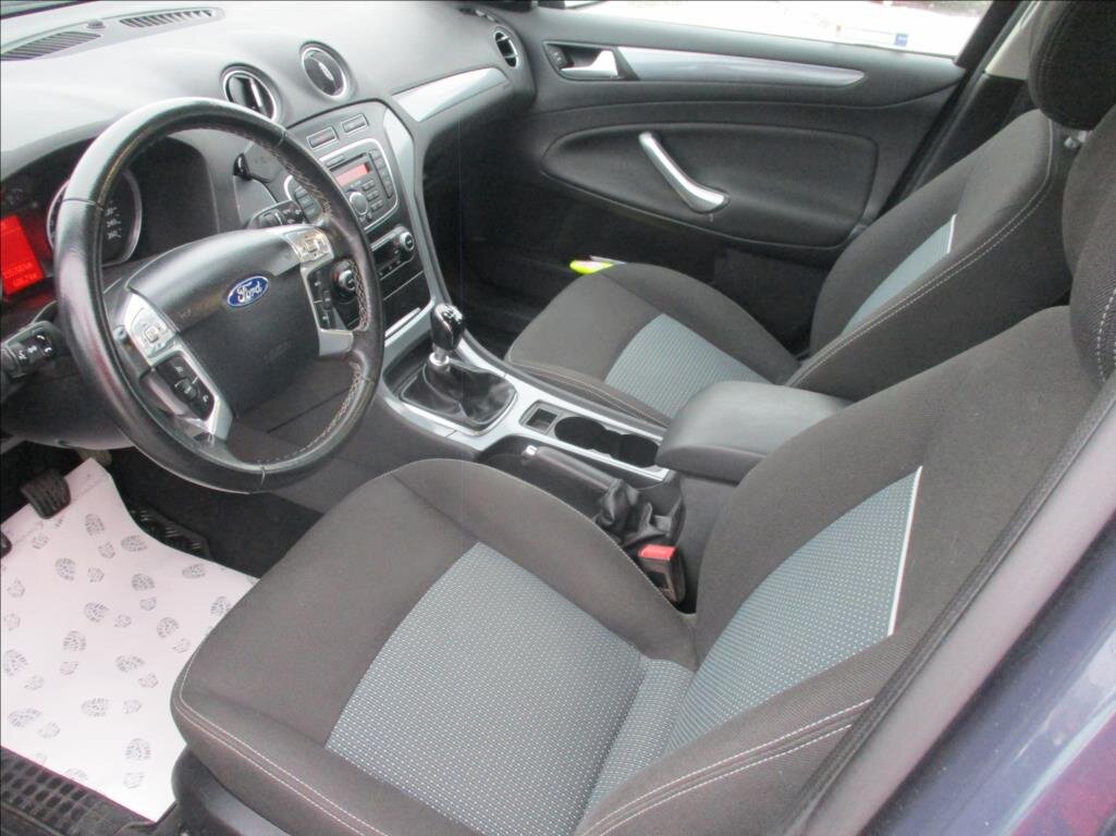 Ford Mondeo Kombi 2,0 l 103 kw