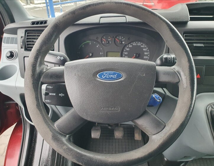 Ford Transit Kombi 2,2 l 81 kw