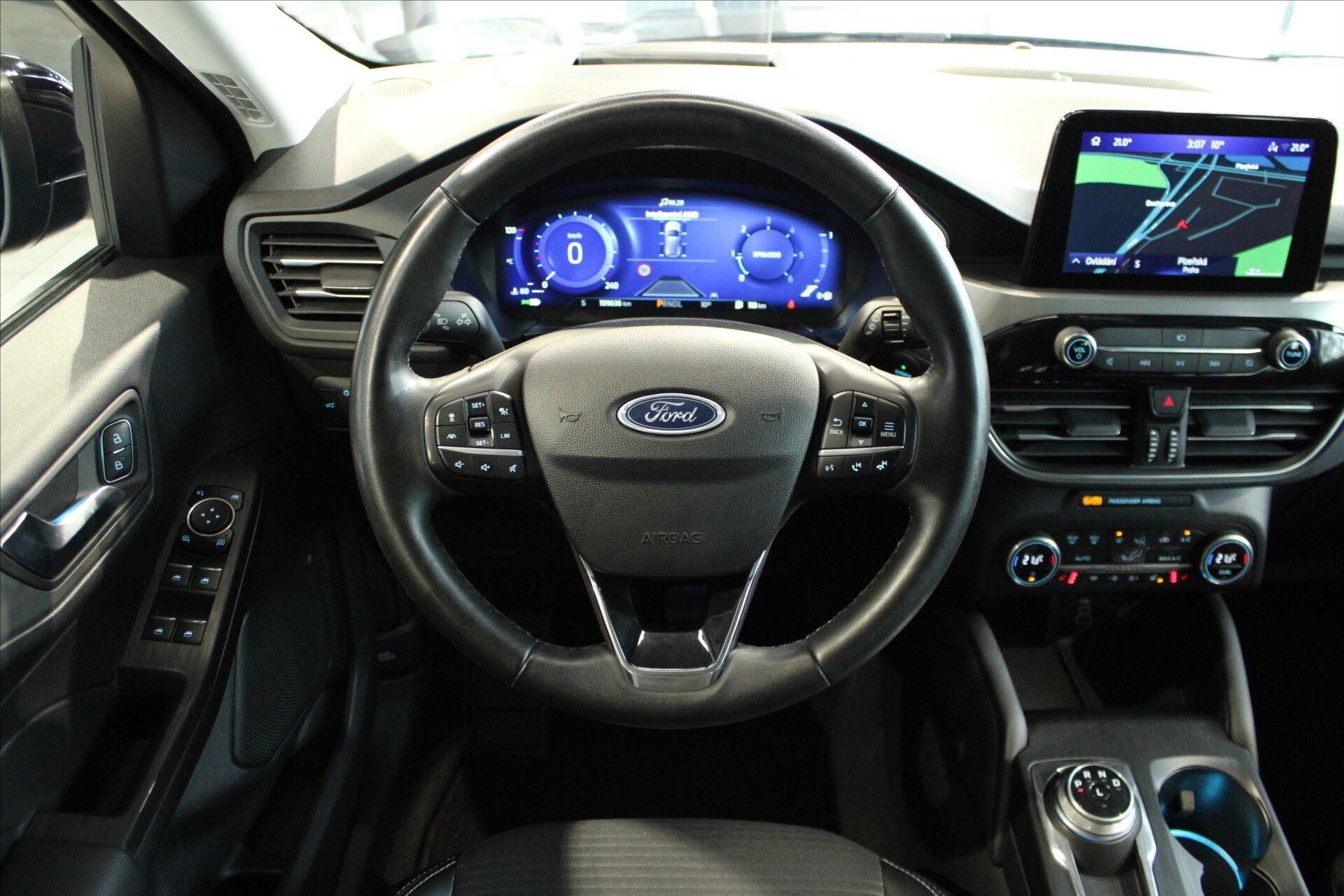 Ford Kuga SUV / Terénní 2,0 l 140 kw