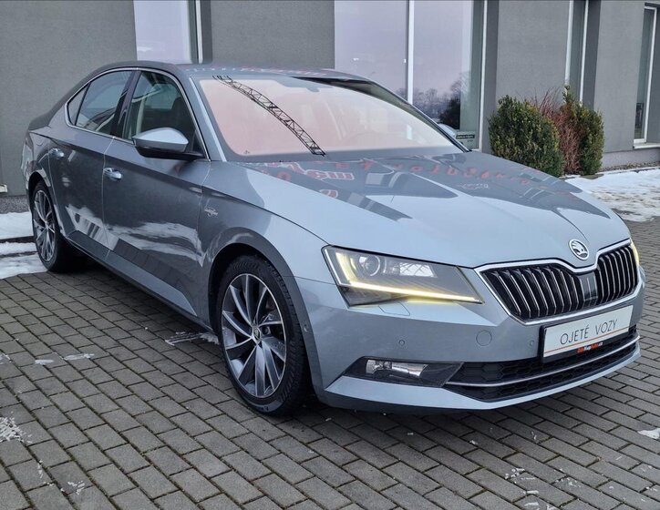 Škoda Superb Liftback 2,0 l 140 kw