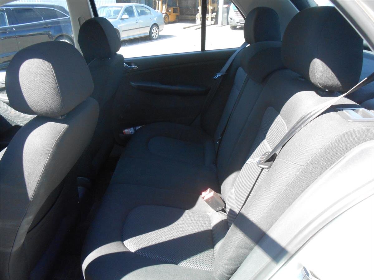 Škoda Fabia Hatchback 1,2 l 40 kw