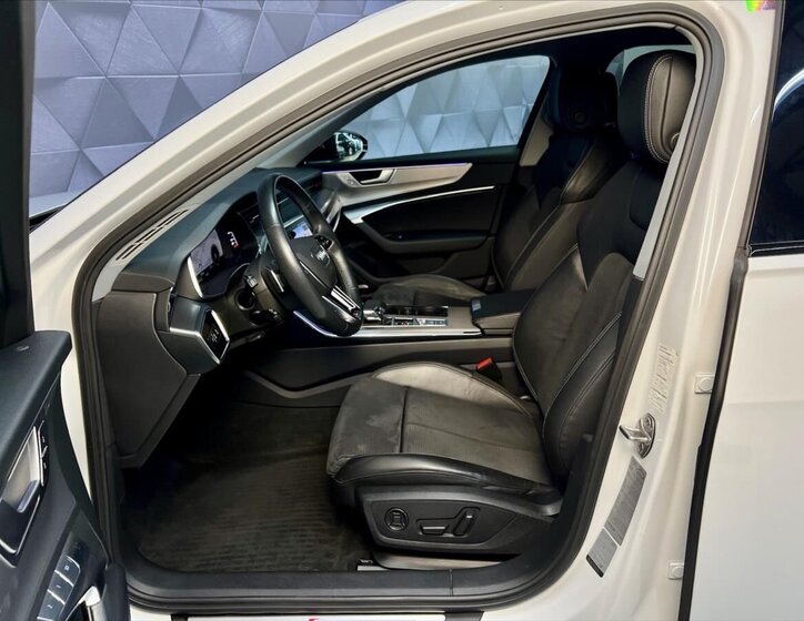 Audi S6 Sedan / Limuzína 3,0 l 253 kw