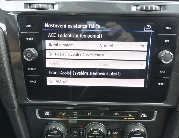 Volkswagen Golf Kombi 2,0 l 110 kw