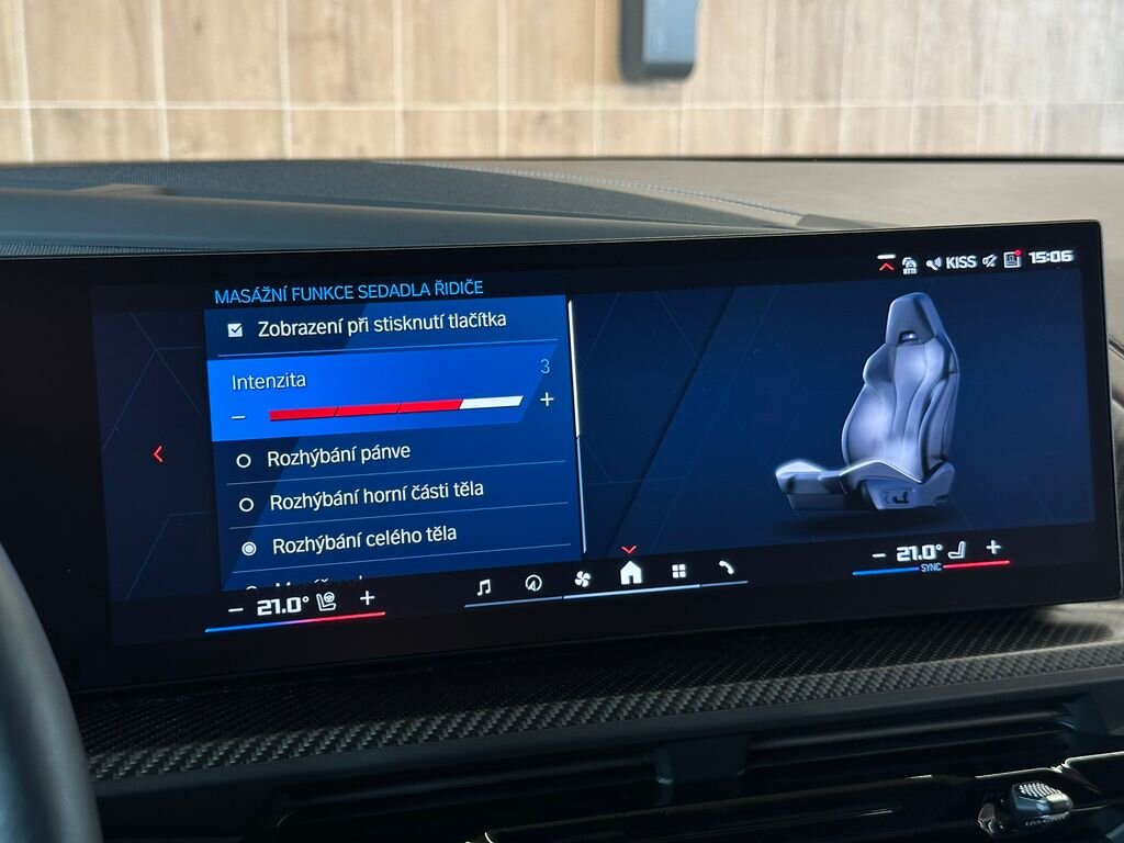 BMW XM SUV / Terénní 4,4 l 480 kw