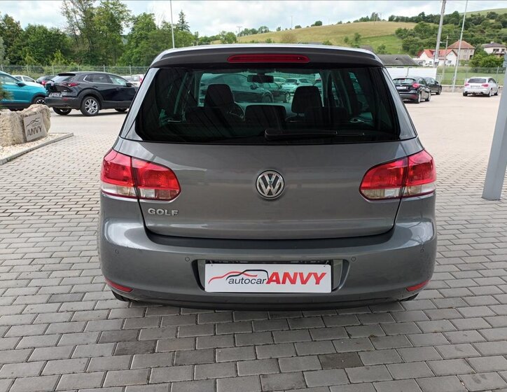 Volkswagen Golf Hatchback 1,2 l 63 kw