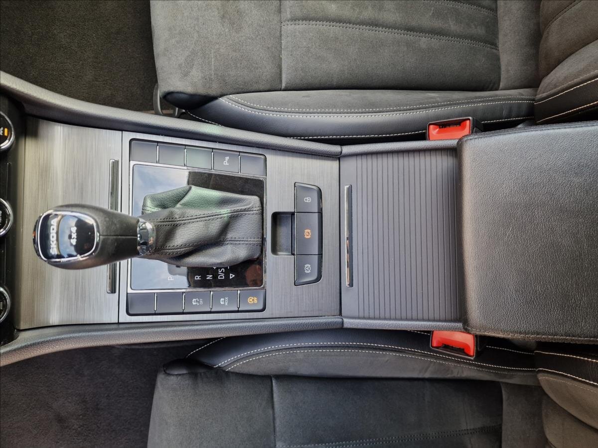 Škoda Superb Kombi 2,0 l 147 kw