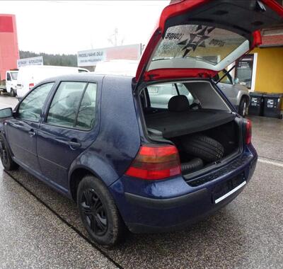 Volkswagen Golf 20