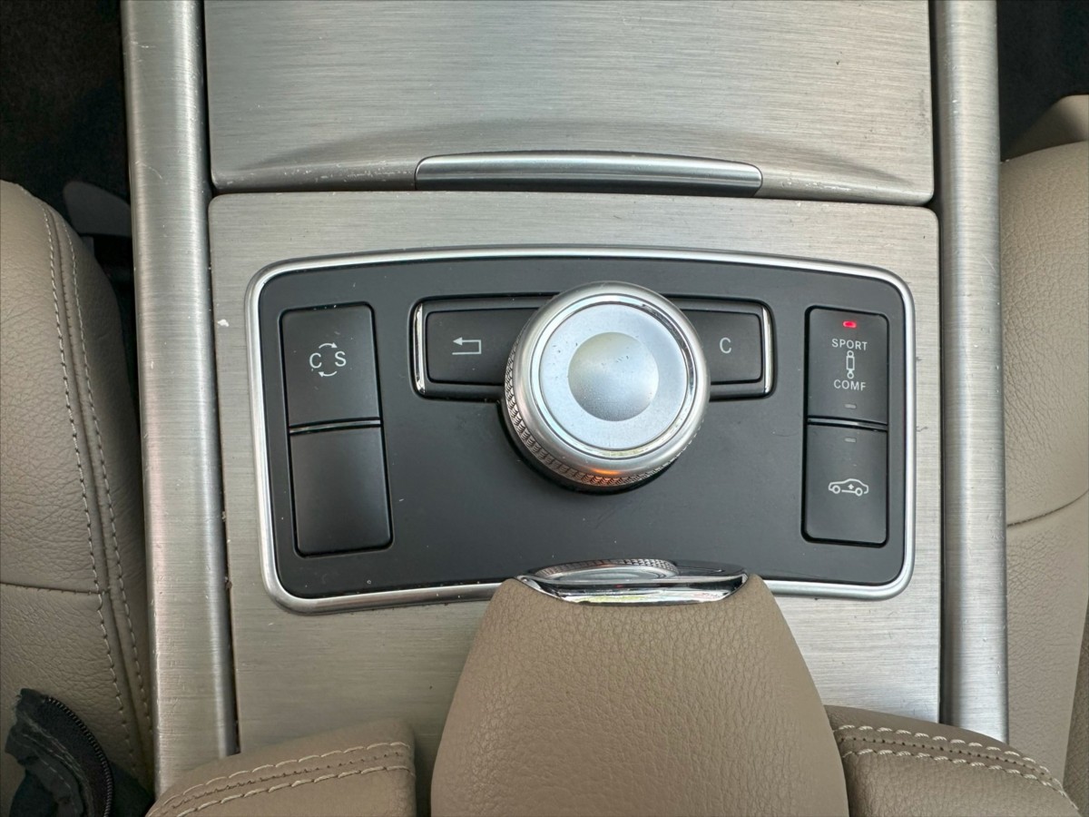 Mercedes-Benz Třídy E