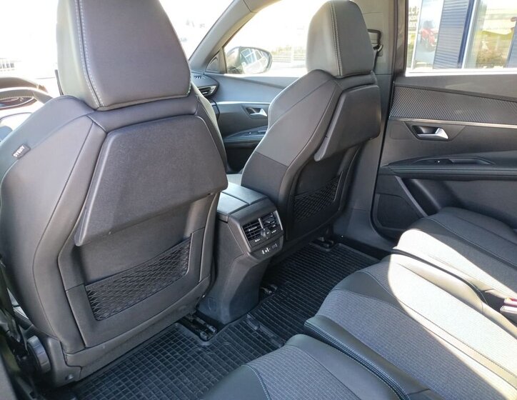 Peugeot 5008 SUV / Terénní 1,5 l 96 kw