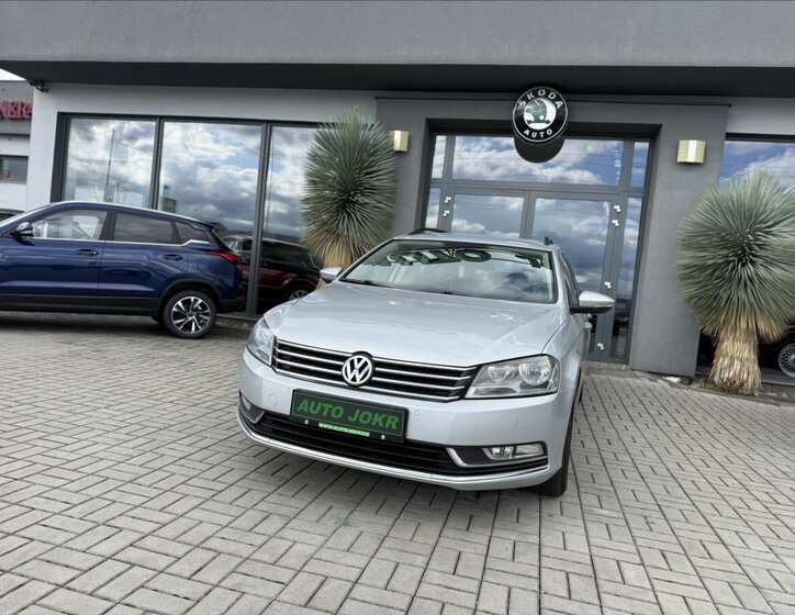 Volkswagen Passat 1
