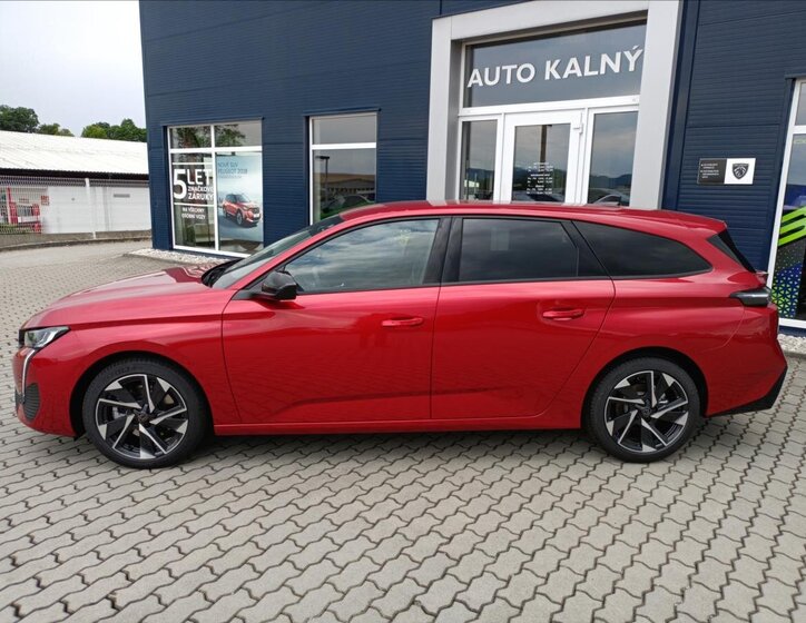 Peugeot 308 Kombi 1,5 l 96 kw
