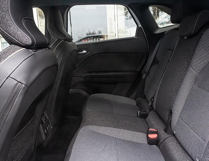 Mitsubishi Grandis SUV 1,3 l 104 kw