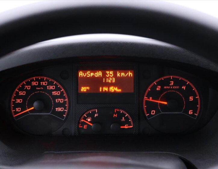 Opel Movano Skříň 2,2 l 88 kw