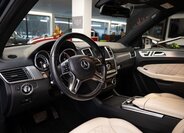 Mercedes-Benz GL SUV 4,7 l 320 kw