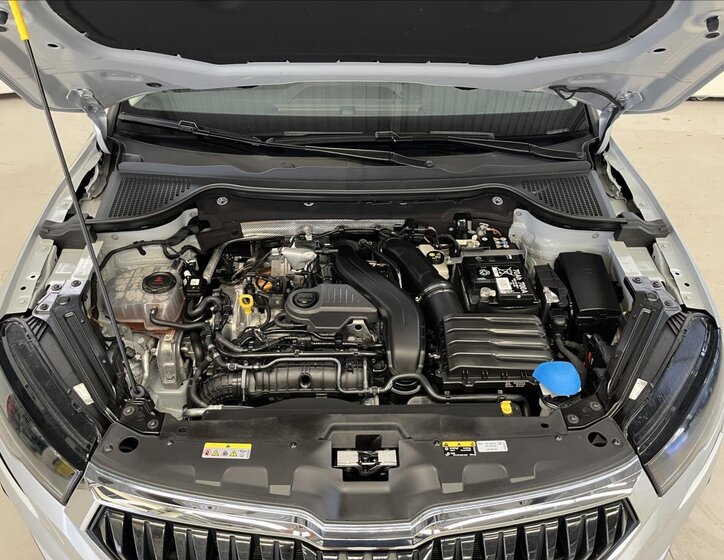 Škoda Karoq SUV / Terénní 1,5 l 110 kw