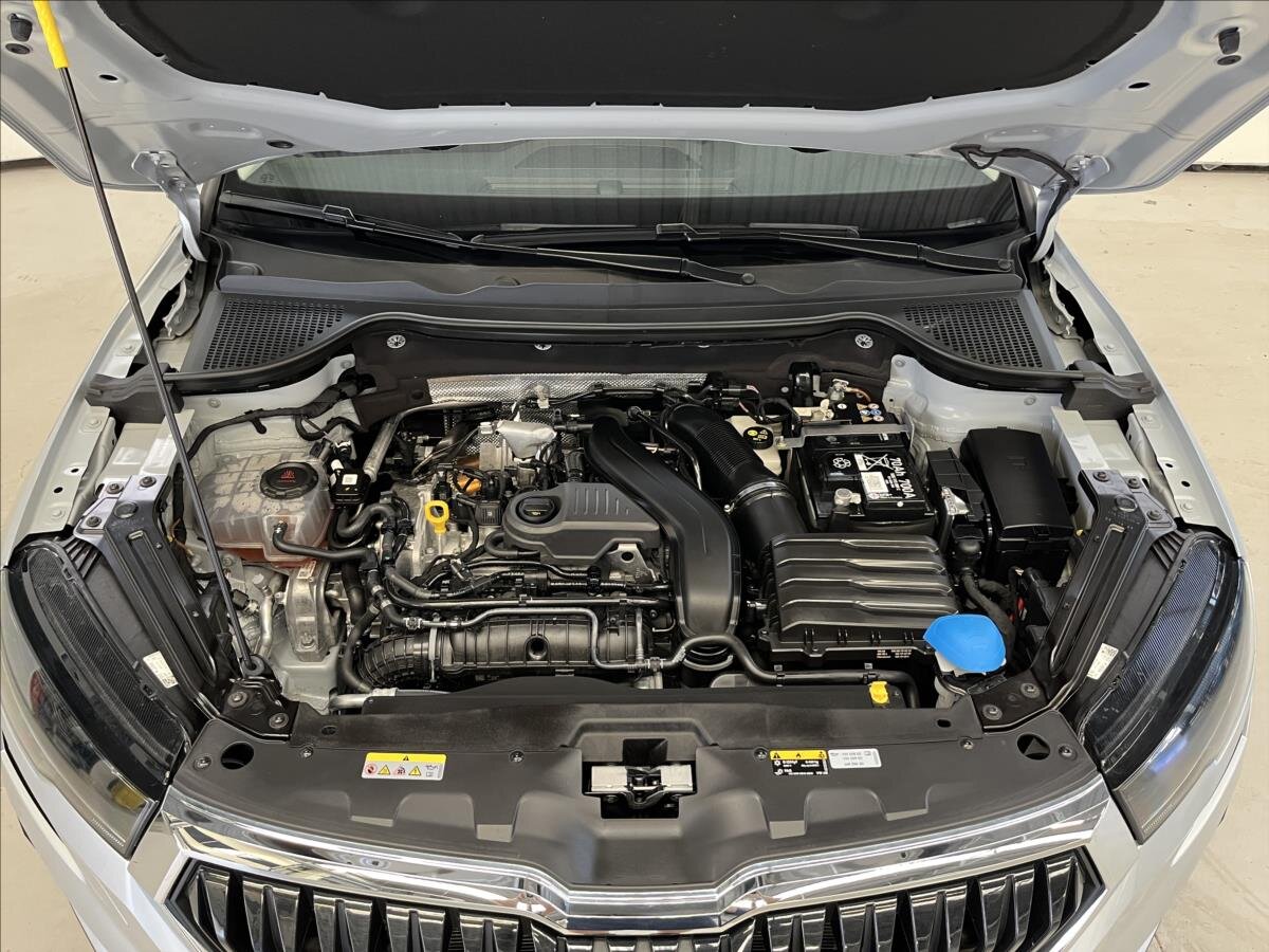 Škoda Karoq SUV / Terénní 1,5 l 110 kw