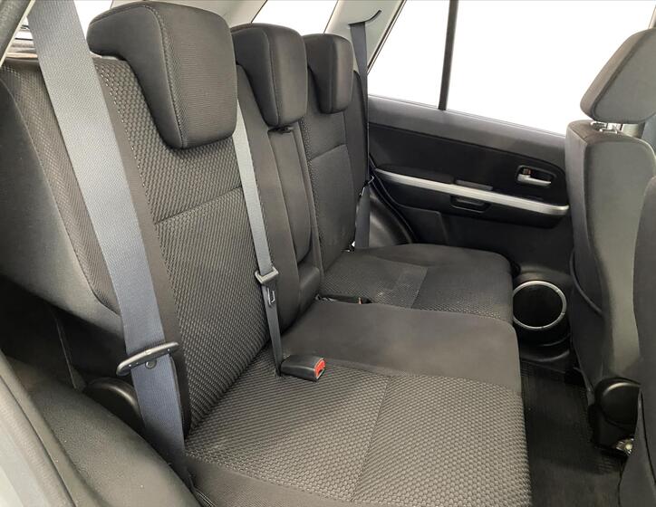 Suzuki Grand Vitara 7