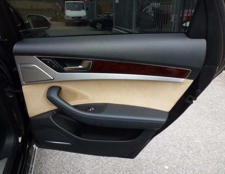Audi A8 21