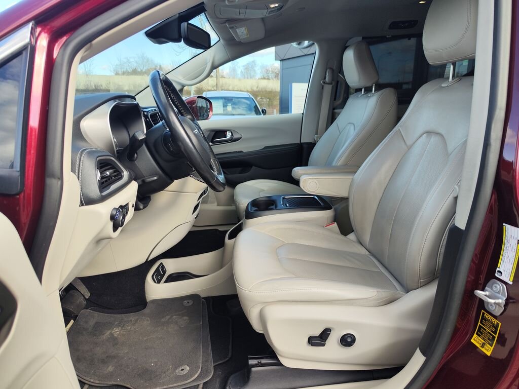 Chrysler Pacifica MPV 3,6 l 214 kw