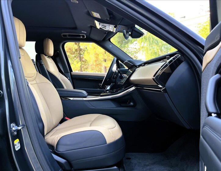 Land Rover Range Rover Sport SUV / Terénní 3,0 l 183 kw