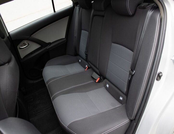 Toyota Avensis Kombi 1,6 l 82 kw