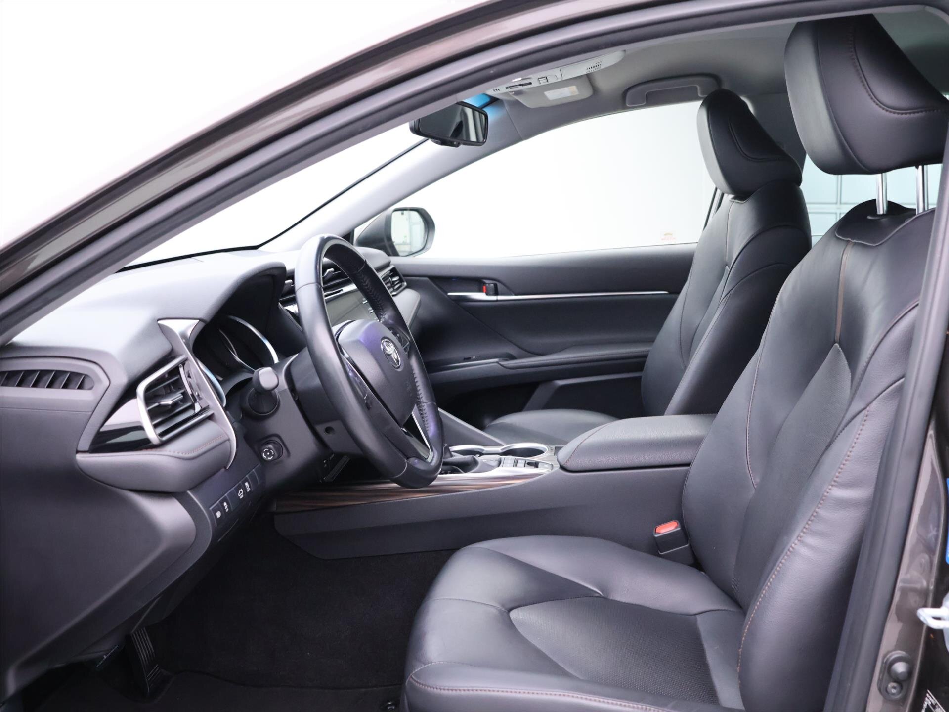 Toyota Camry Sedan 2,5 l 131 kw