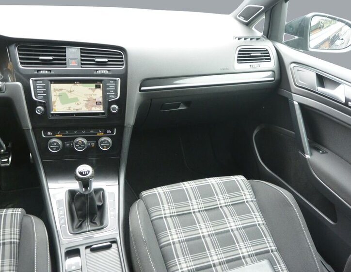 Volkswagen Golf Kombi 2,0 l 135 kw