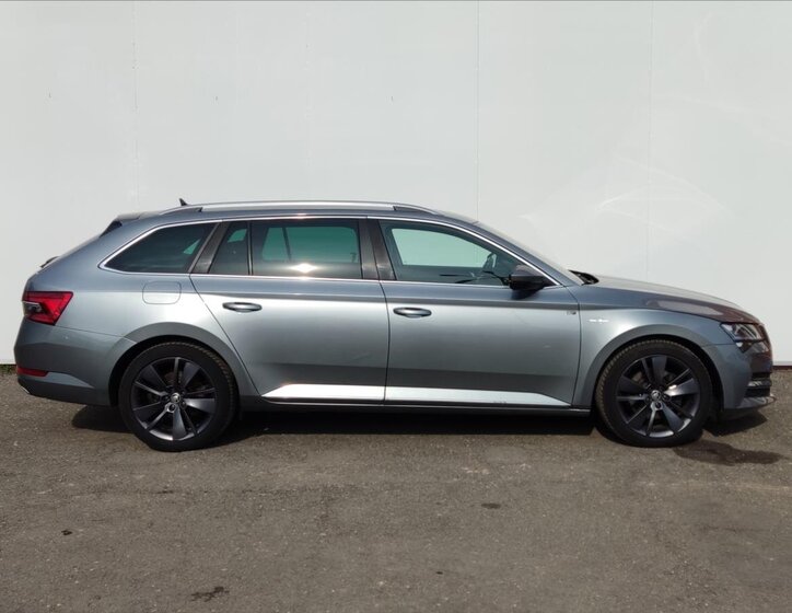 Škoda Superb Kombi 2,0 l 140 kw
