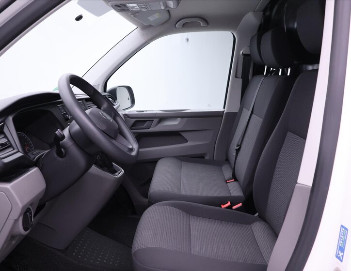 Volkswagen Transporter Skříň 2,0 l 66 kw