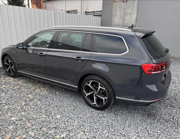 Volkswagen Passat Kombi 1,5 l 110 kw