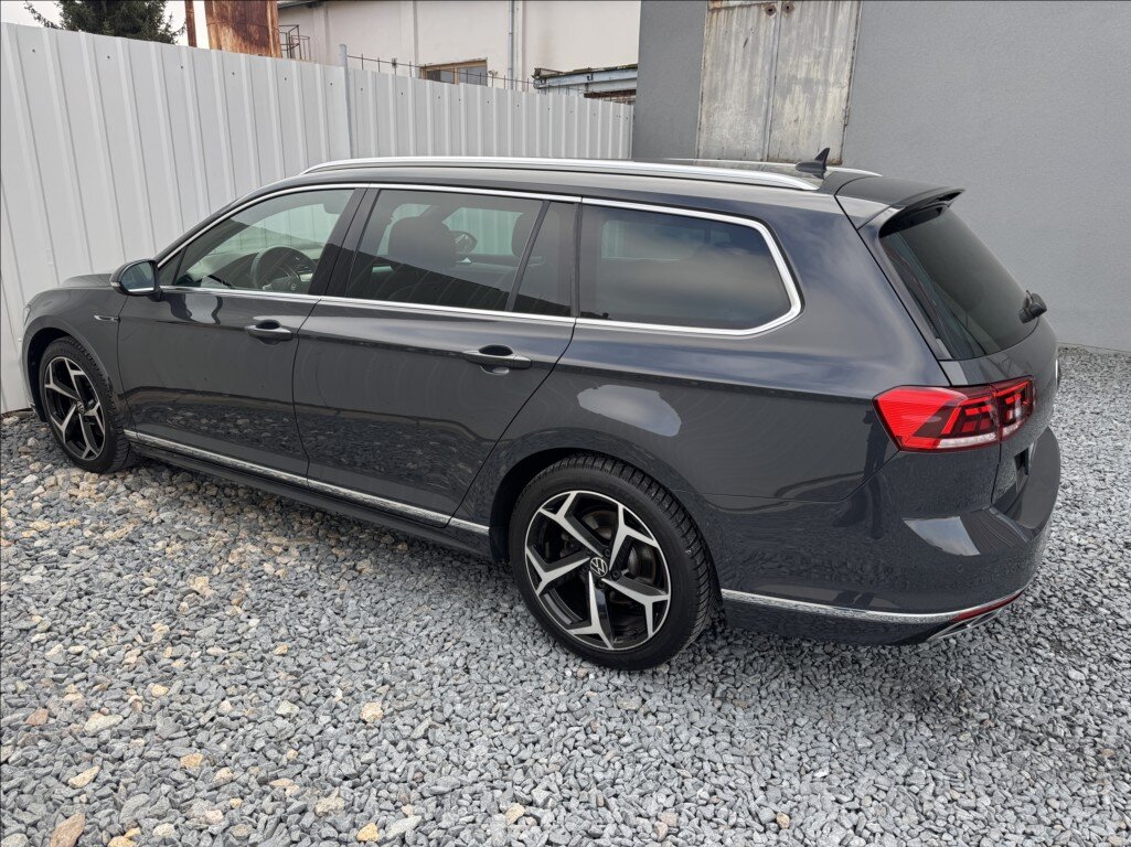 Volkswagen Passat Kombi 1,5 l 110 kw